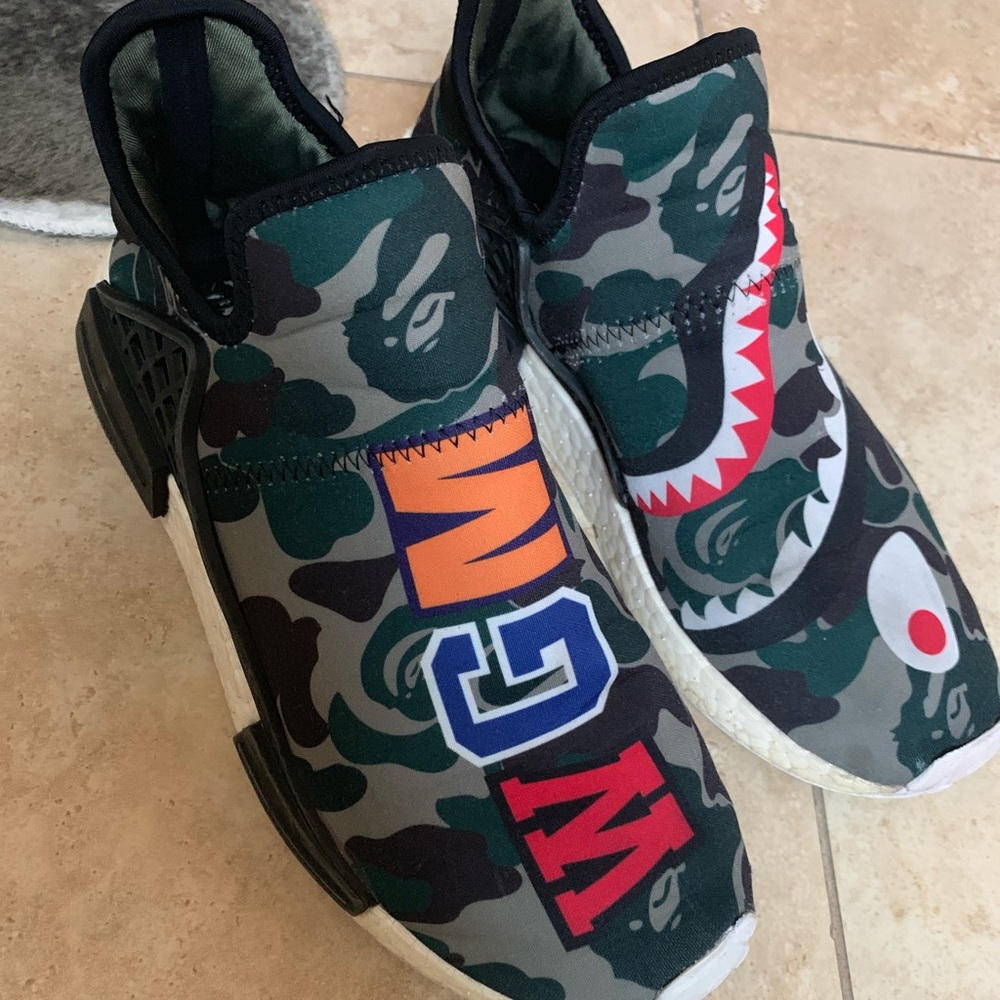 Adidas bathing ape boost sneakers m Sz 71/2 L Sz 9